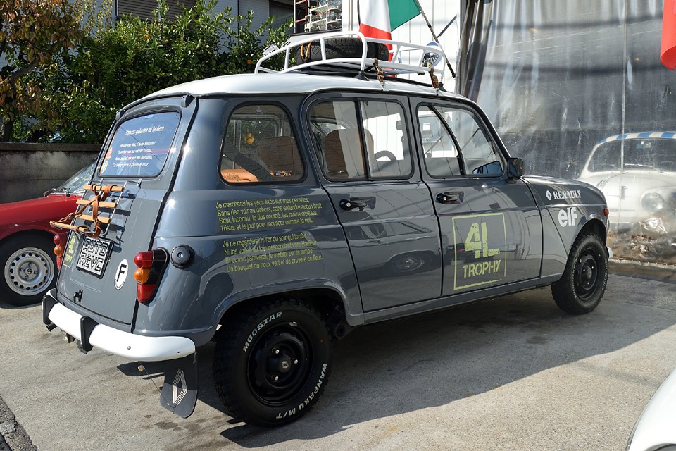 本物の4L TROPHYがモロッコの子供たちに学用品を届ける！という崇高な目的に対し、はるかに小さい目的ではあるものの、夏は一時お休みするしかなかったクーラーレスのクルマ達を1年を通して楽しめるのは、大きなことのはずなので・・・。