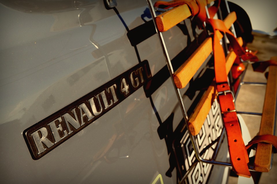 ゆったりとして、その場に居る人が皆、家族のような親近感に包まれた不思議なエネルギー・・・。