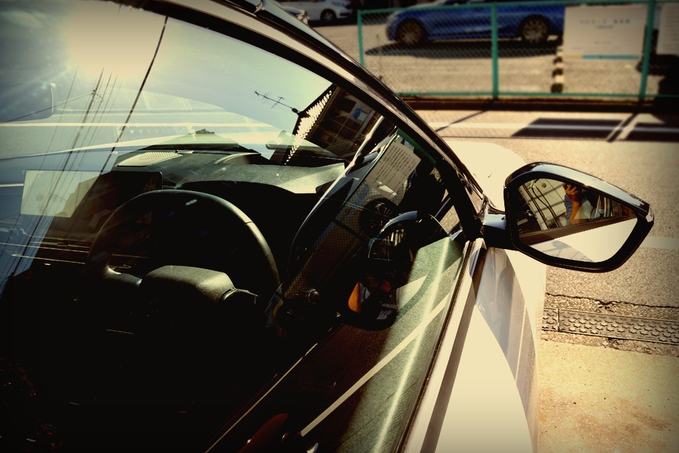 実用性から生まれた無駄の無いその必然のスタイルは、得も言われぬ美しさを備えていると感じるのです。