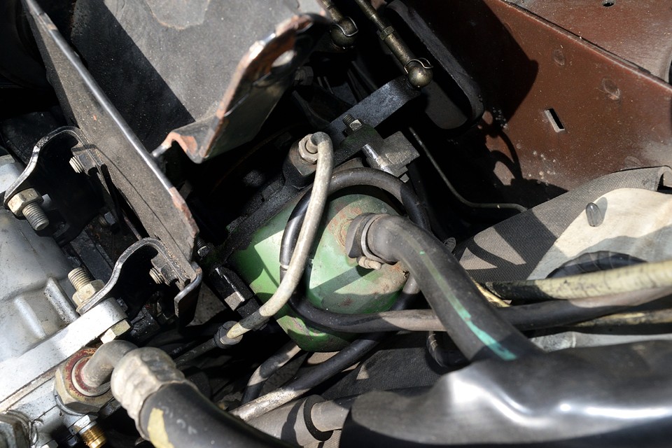 ハイドロの要のハイポンプ周りも・・・乾いていますね。安心、安心。