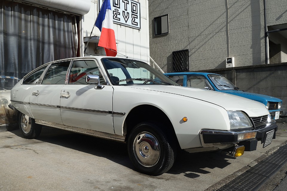 それではハイドロの作動状態をご覧ください。まずは最高位の「メンテナンスモード」。この状態での走行は出来ません。