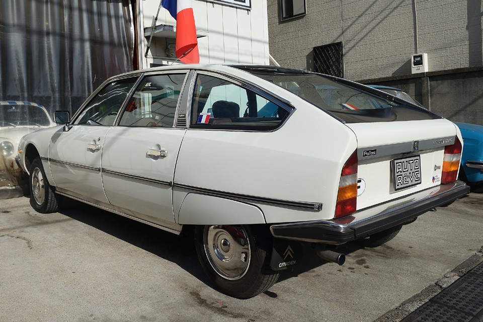 『そんな状態なんですが、引き取っていただけますでしょうか？』・・・とお話させていただく中で、お父様に対するお気持ちに感動したのを覚えています。