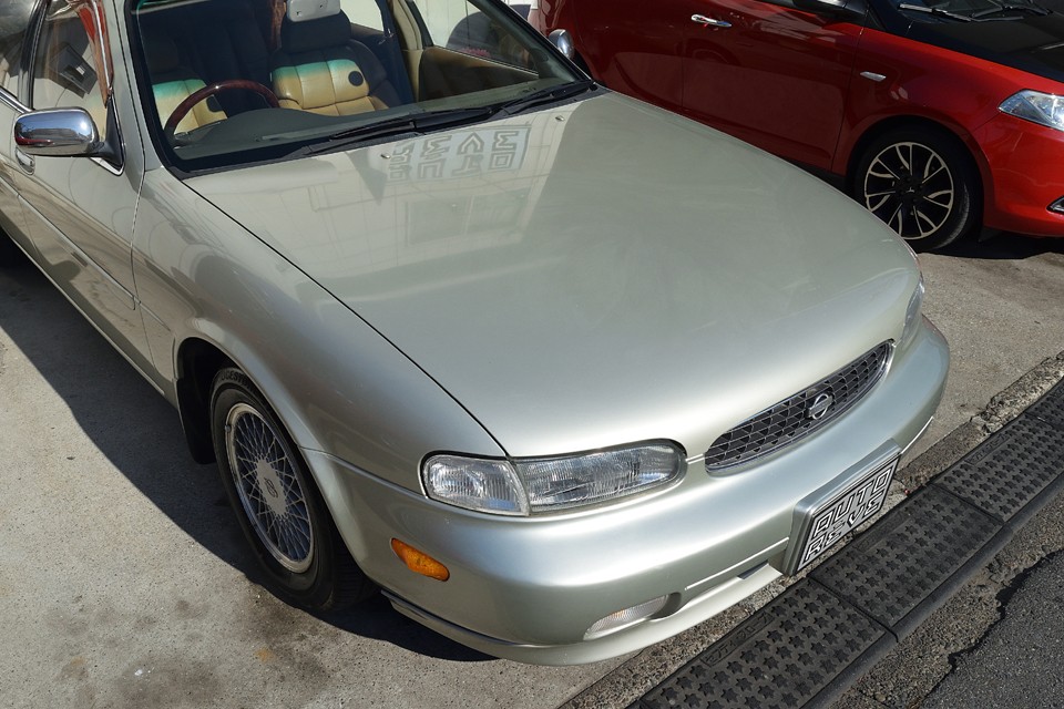 オプションだけでお幾らだったんでしょう？単純に計算しても3桁はいくはず・・・ボディカラーがこれまた、ダンナさんらしく、シャレオツ？！な薄緑メタリックのその名もティーグリーン！