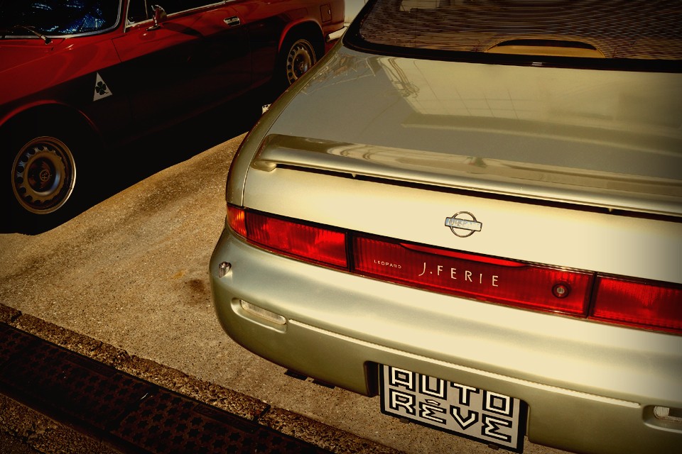 確かに、その流麗なボディスタイルに合うクルマとしての走行性能は？と問われた時に、頑固なほどの個性のドイツ風なら、このJ.FERIEは中途半端なメルセデスで終わっていたと思うのです。