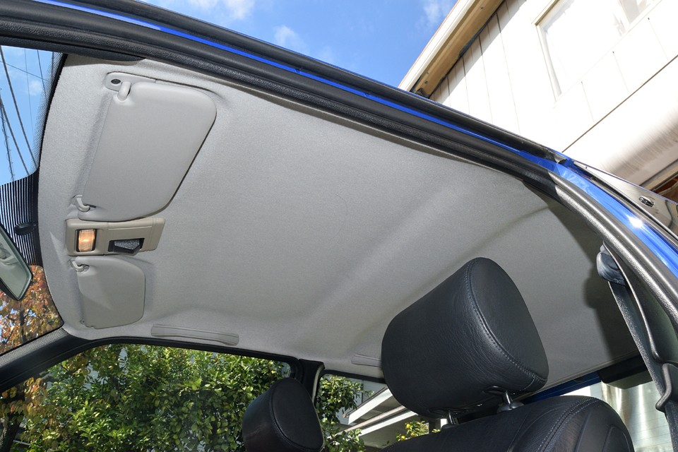 汚れの目立ちやすい白天張りですが、この通り！垂れやキズはもちろん、気になる汚れもありません！