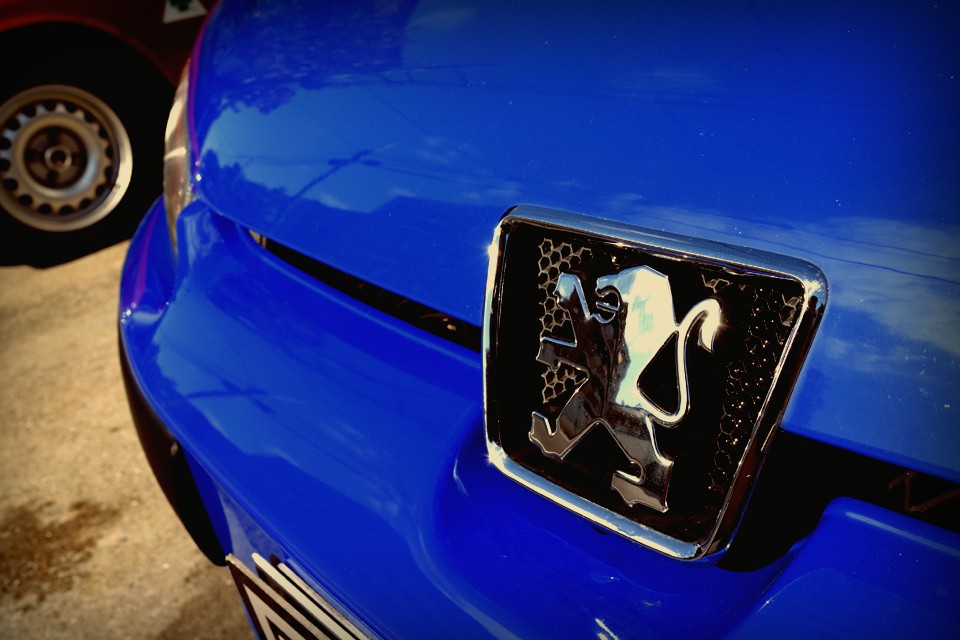 スポットライトを浴びることに躊躇せず、堂々とステージに立ってみましょう！そこでエキゾーストを奏で、ステアリングを充てれば、それはもう・・・。