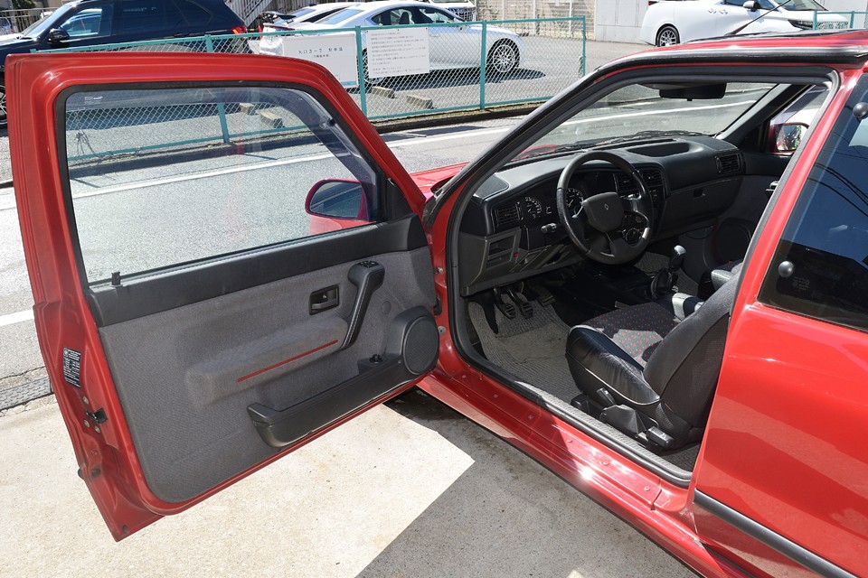 それでは、ルノー好きでもほとんど知らない19のインテリアのご紹介です。どうぞ～！