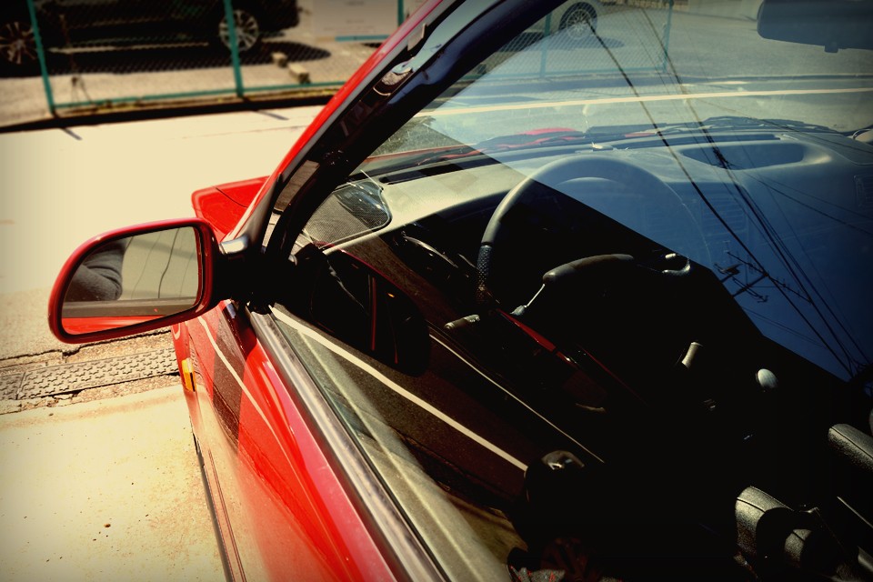 「ルノー19」・・・オールドルノー好きにとっては禁断の一言。その響きに胸が高鳴る一方、先の見えない旅路への号砲とも感じられるのが正直なところ・・・。