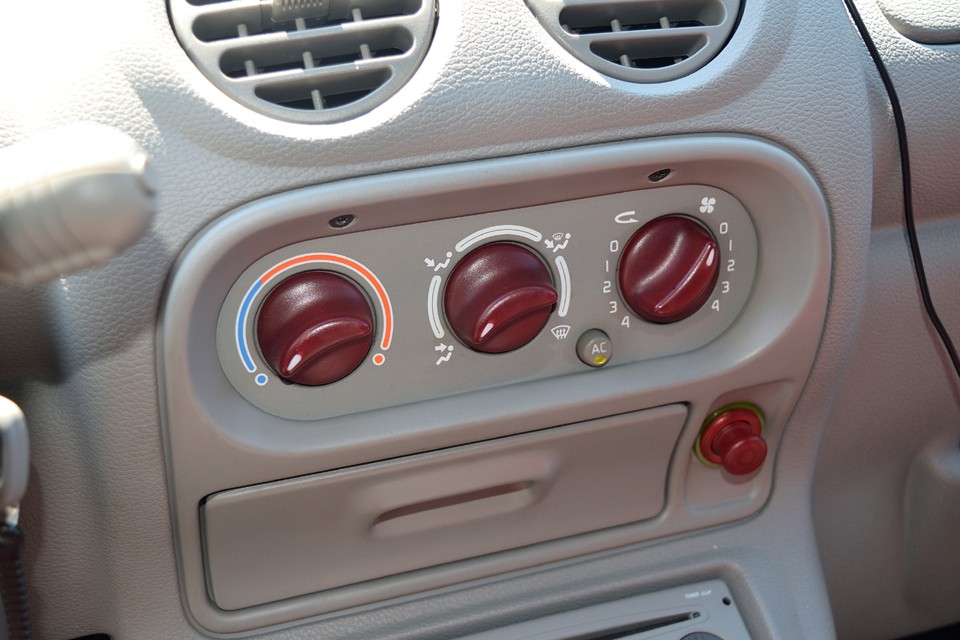 クルマの空調ダイヤル見て言うのも何ですが・・・『美味しそう』（笑）