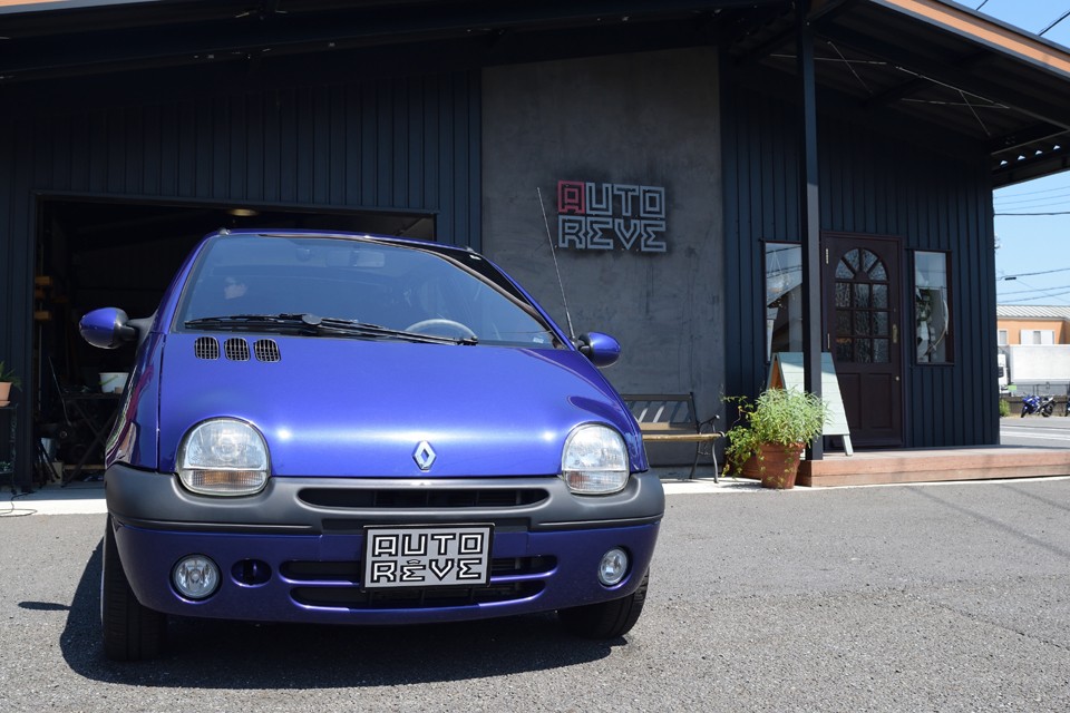 愛さずにはいられない初代トゥインゴ！その愛おしさは、年月を超えて、確かにここにあるのです。