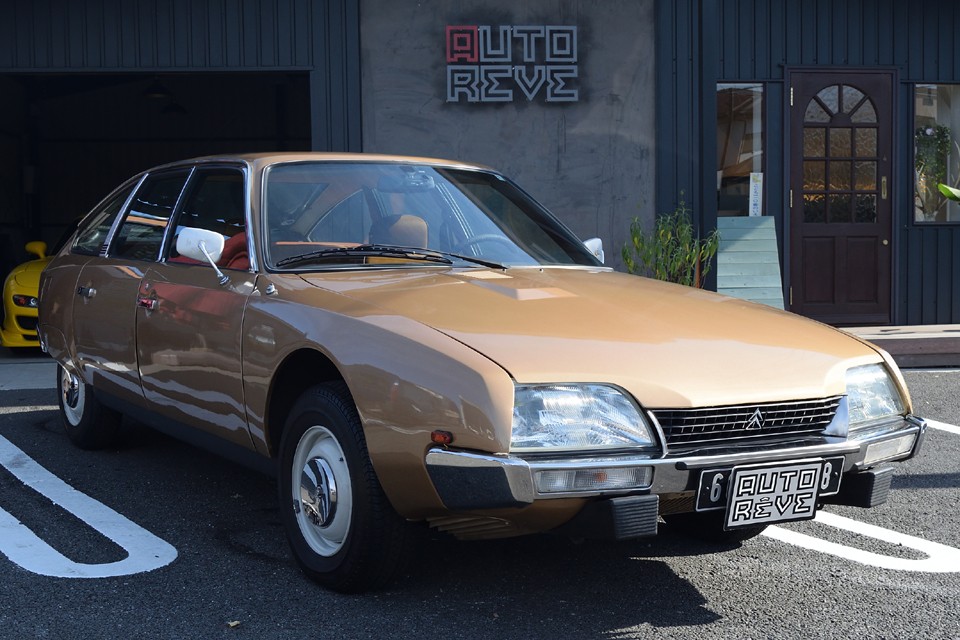 言わば先代のDSの最大の特徴でもあった、独特の乗り心地に特化した「ザ・ハイドロ車」とも言えるのではないかと・・・。