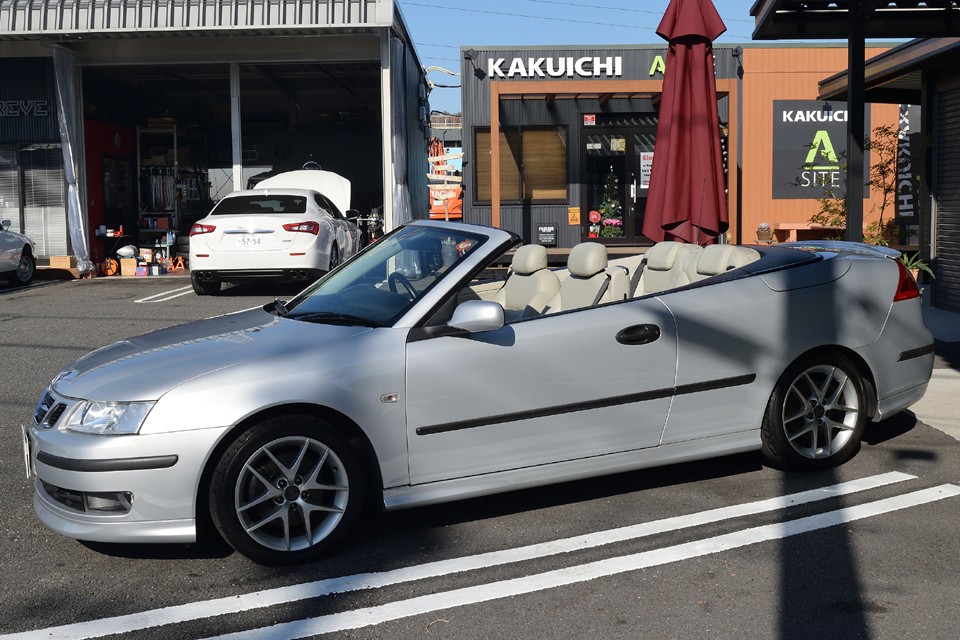 これは、ファミリーを持つ人にとって、オープンカーを所有するための強力な後押しとなるのではないかと。