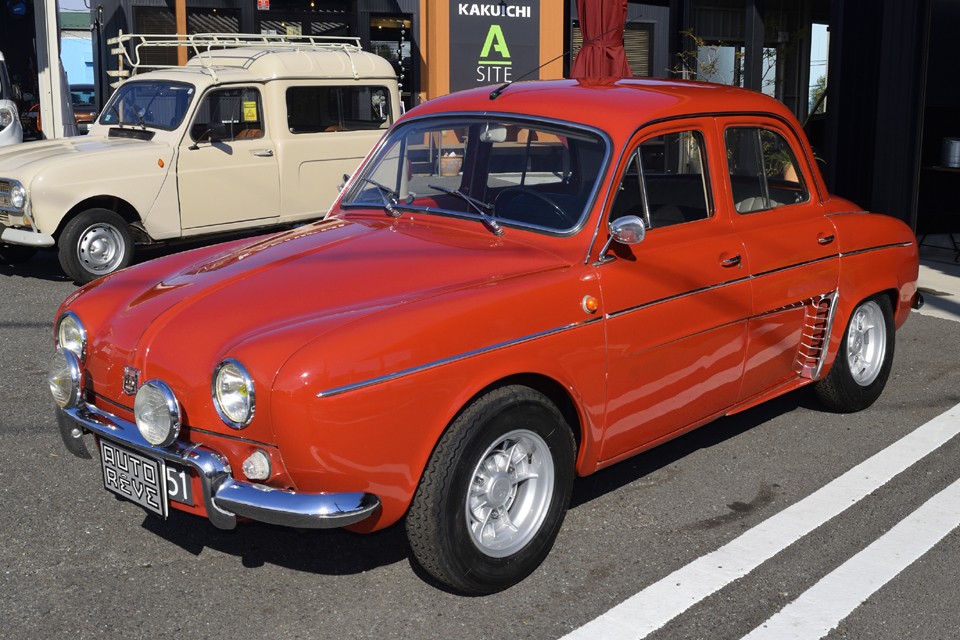 もちろん現存数は既に限られている旧車なので、欲しい方が増えればお値段が上がるのも致しかたないのですが・・・。