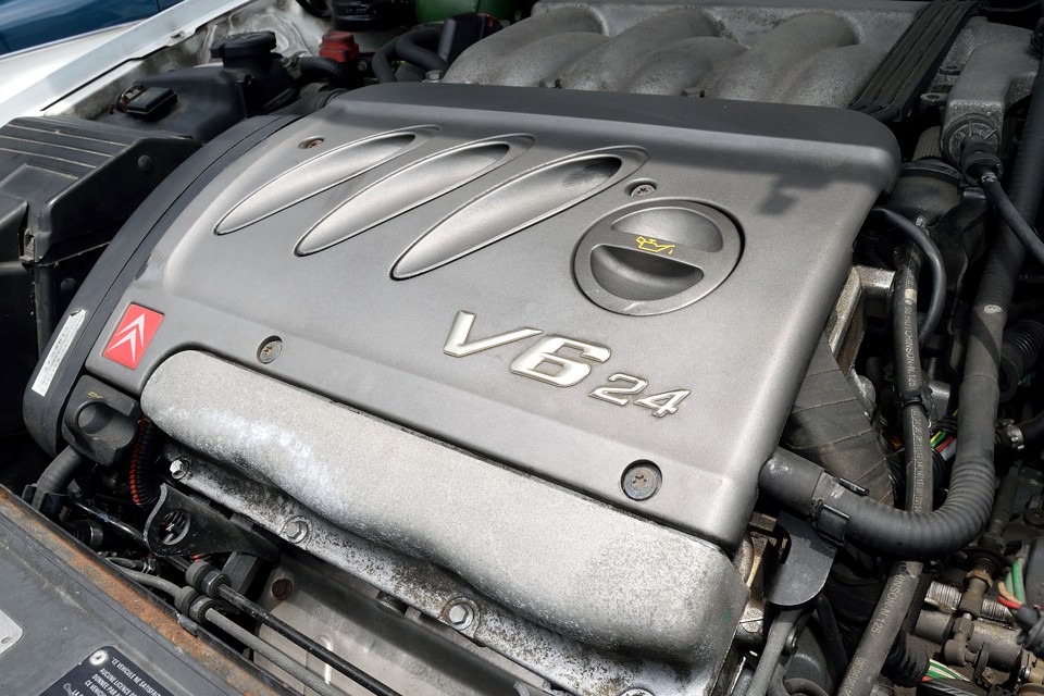 XM史上最もパワフルな24Vエンジンは1580kgの車体を軽々と走らせるのです！